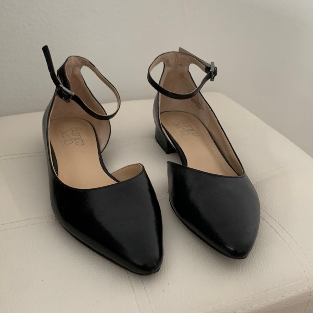 Franco Sarto Pointy Toe Leather D’orsay Flats Black size 6